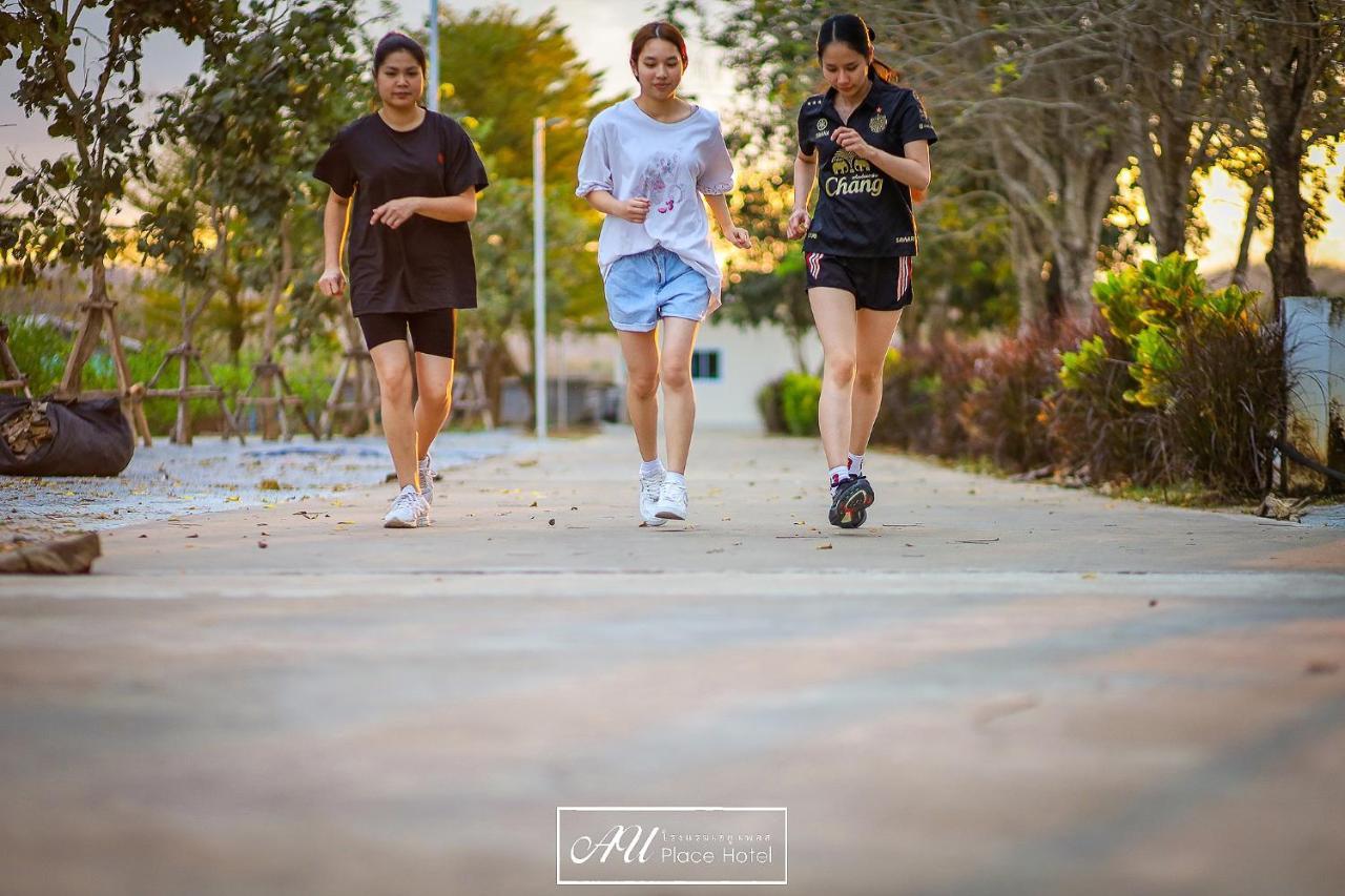 오 플레이스 호텔 로이 외부 사진